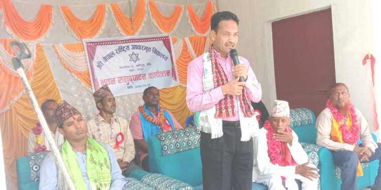 नेपालगन्जको कण्ठिपुरस्थित चार कोठे विद्यालय भवनको मन्त्री अथकद्धारा उद्घाटन