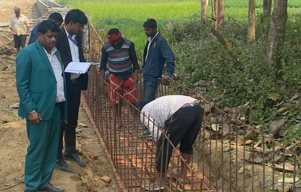 बर्दियामा सञ्चालित संघीय आयोजनाको सभापति खानद्धारा अनुगमन निरीक्षण