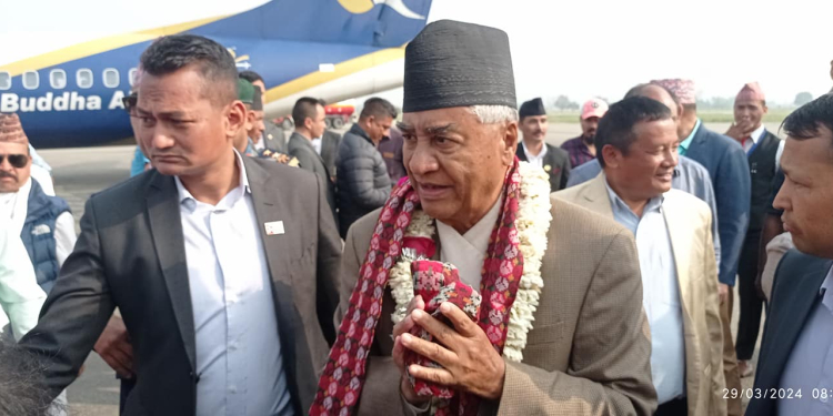 देउवाको एकदिने पश्चिम यात्रा, दाङ्गको अमिलियामा नेता खड्काको शालिक अनावरण