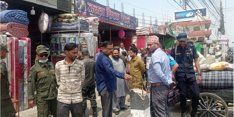 सडक पेटीको रेलिङ्ग काट्नेलाई नेपालगञ्ज उपमहानगरपालिकाले कारवाही गर्ने