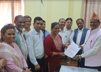 वन व्यवस्थापनका सन्दर्भमा मन्त्री कुर्मी र सरोकारवाला पक्षबीच भेटवार्ता