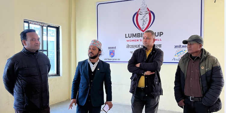 लुम्बिनी कप महिला फुटबलः पूर्व खेलकुद मन्त्री अथकद्धारा सचिवालय र रंगशालाको अनुगमन