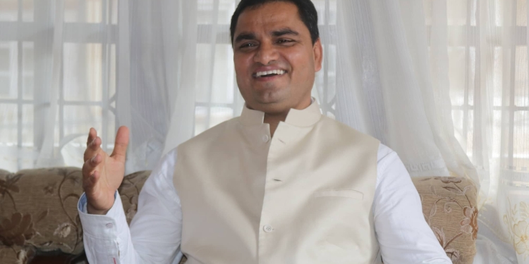 स्वास्थ्य मन्त्री पौडेल नेपालगञ्ज आउदै, बाकाथन र कार्यकर्ता भेटघाटमा सहभागि हुने