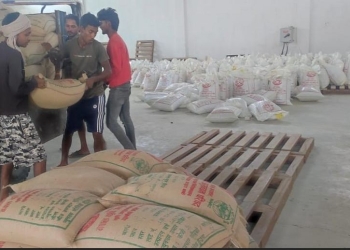 डुडुवा गाउँपालिकाका किसानलाई अनुदानमा धानको बीउ वितरण