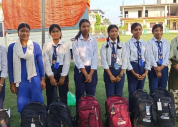 बर्दियाका छात्रछात्राहरुलाई शैक्षिक तथा पढाई कुना सामग्री वितरण