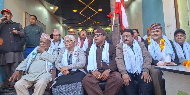 नेपालगञ्जको त्रिभुवनचोकमा नेपाली काँग्रेस, बाँकेको दुई नं. निर्वाचन प्रचारप्रसार समितिको कार्यालय स्थापना, केन्द्रीय सदस्य बाल्मिकीद्धारा उद्घाटन