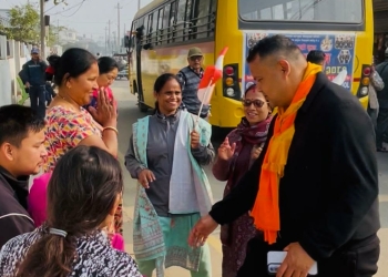 घरदैलो अभियानः मतदाताबाट प्राप्त प्रतिक्रिया र आशिर्वादले कोइराला उत्साहित