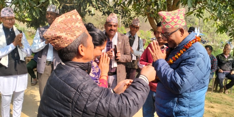 काँग्रेस उम्मेदवार गौडेल राप्तीसोनारी-३ का विभिन्न बस्तीमा