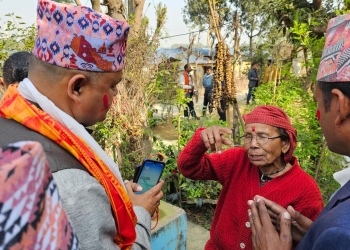 मतदातामाझ शुधान्सुः मतदाता भन्छन्-‘कांग्रेस बलिएर आएको छ, रुखमा मतदान गर्छौं’