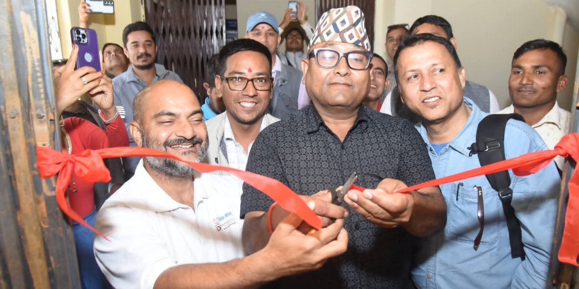 पत्रकार महासंघ बाँकेमा डुडुवा सभा हल निर्माणः अध्यक्ष चौधरीद्वारा उद्घाटन, भित्तेपात्रो पनि विमोचन